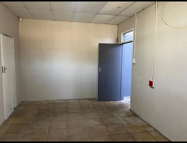 INDUSTRIAL PROPERTY TO RENT IN MASONS MILL